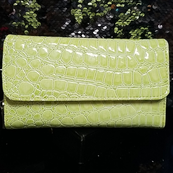 Handbags - Womens wallet
